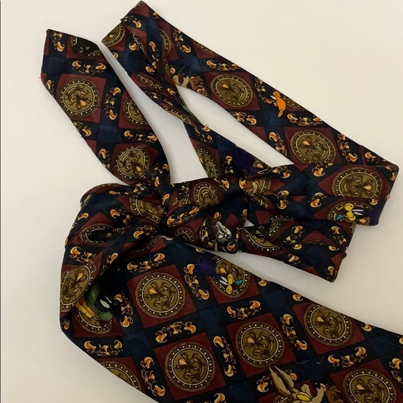 Looney toons Bugs & Taz Tie - Picture 6 of 6